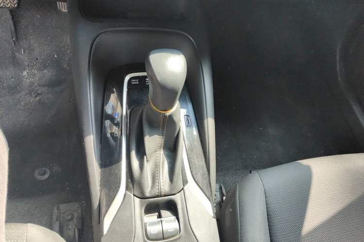 Used Toyota Levin 2024 Smart Electric Hybrid Dual-Engine 1.8L Leading Edition Gear Lever