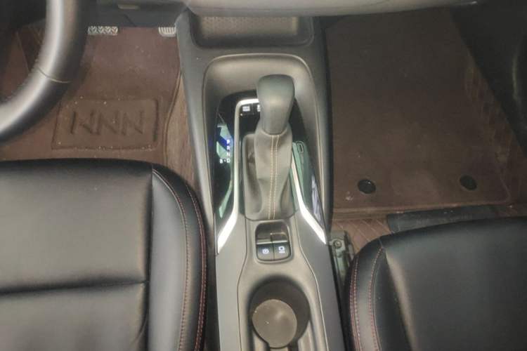 Used Toyota Levin 2024 Smart Electric Hybrid Dual-Engine 1.8L Luxury Edition Gear Lever