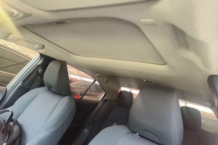 Used Toyota Levin 2024 Smart Electric Hybrid Dual-Engine 1.8L Luxury Edition Headliner