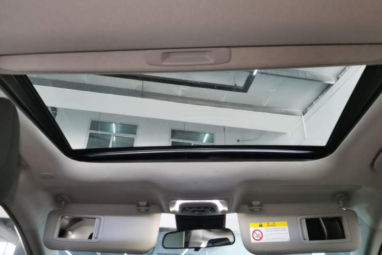 Used Toyota Levin 2024 Smart Electric Hybrid Dual-Engine 1.8L Luxury Edition Headliner