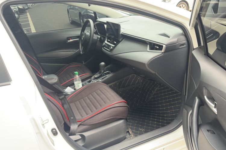 Used Toyota Levin 2024 Smart Electric Hybrid Dual-Engine 1.8L Luxury Edition Interior 2