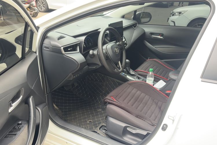Used Toyota Levin 2024 Smart Electric Hybrid Dual-Engine 1.8L Luxury Edition Interior 3