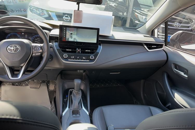 Used Toyota Levin 2024 Smart Electric Hybrid Dual-Engine 1.8L Luxury Edition Interior 3