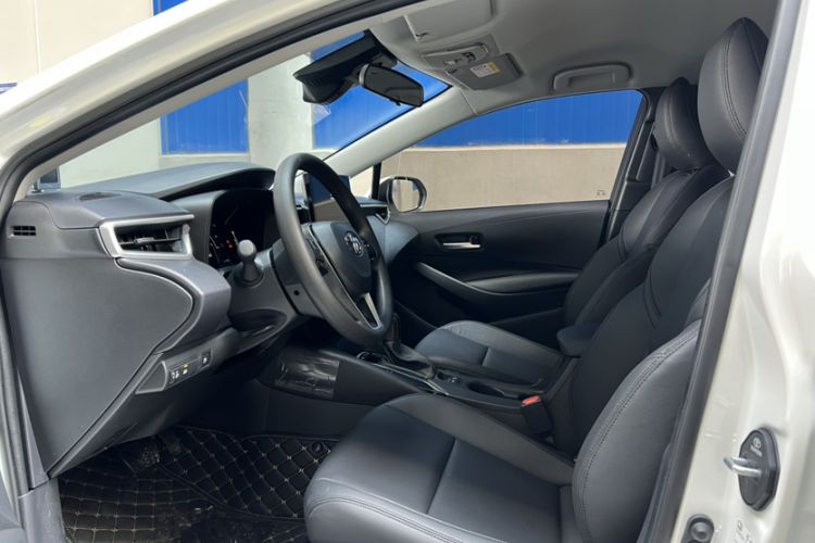 Used Toyota Levin 2024 Smart Electric Hybrid Dual-Engine 1.8L Leading Edition Interior 3