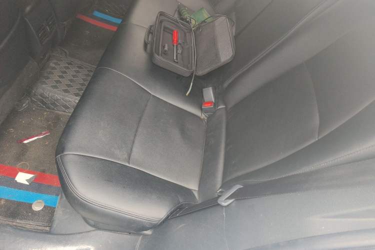 Used Toyota Levin 2024 Smart Electric Hybrid Dual-Engine 1.8L Leading Edition Interior 4