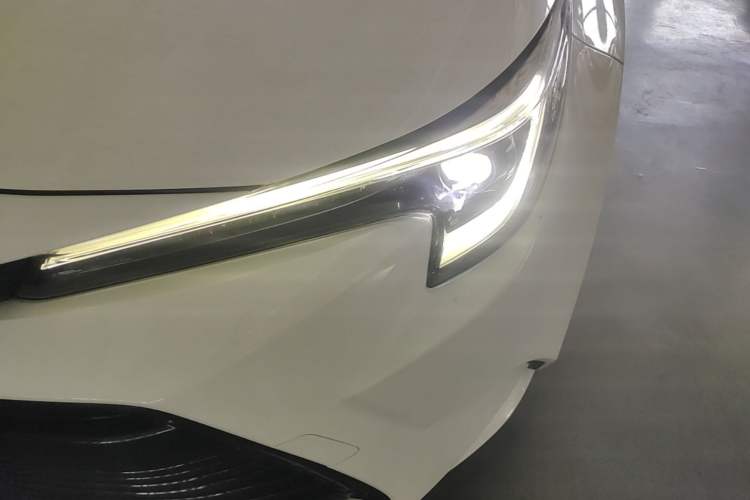 Used Toyota Levin 2024 Smart Electric Hybrid Dual-Engine 1.8L Luxury Edition Left Front Headlight