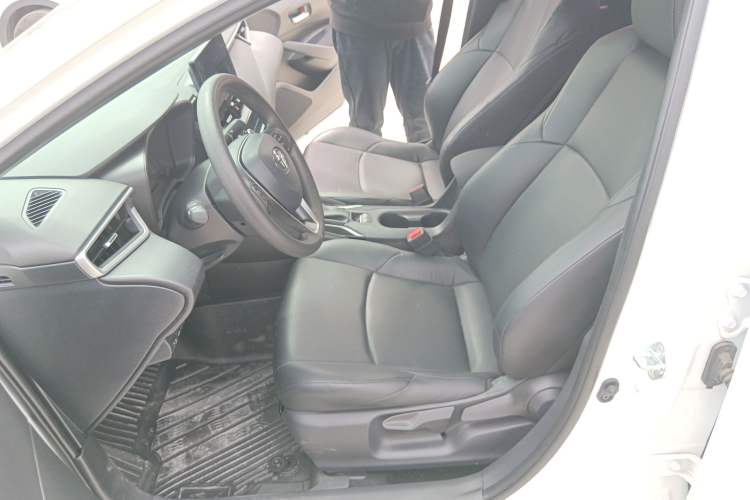 Used Toyota Levin 2024 185T CVT Luxury Edition Left Front Seat