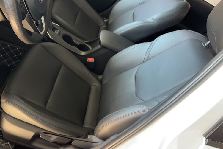Used Toyota Levin 2024 Smart Electric Hybrid Dual-Engine 1.8L Luxury Edition Left Front Seat