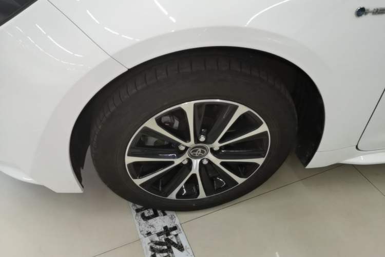Used Toyota Levin 2024 Smart Electric Hybrid Dual-Engine 1.8L Leading Edition Left Front Wheel Hub