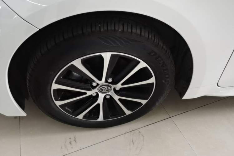 Used Toyota Levin 2024 Smart Electric Hybrid Dual-Engine 1.8L Luxury Edition Left Front Wheel Hub