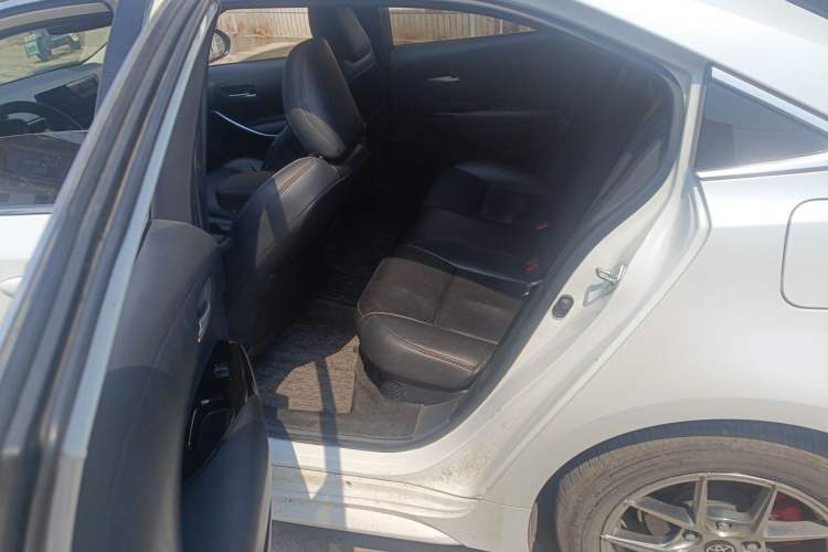Used Toyota Levin 2024 Smart Electric Hybrid Dual-Engine 2.0L Leading Edition Left Rear Seat