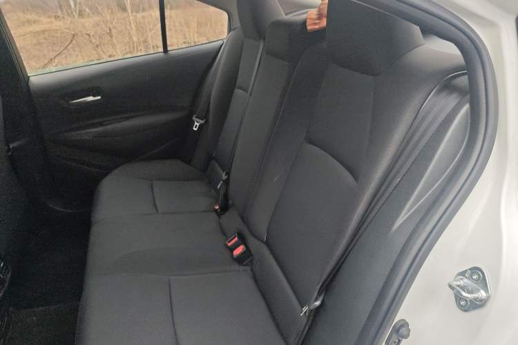 Used Toyota Levin 2024 Smart Electric Hybrid Dual-Engine 1.8L Leading Edition Left Rear Seat