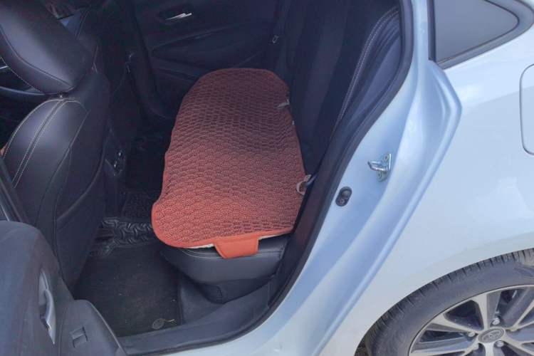 Used Toyota Levin 2024 Smart Electric Hybrid Dual-Engine 1.8L Luxury Edition Left Rear Seat