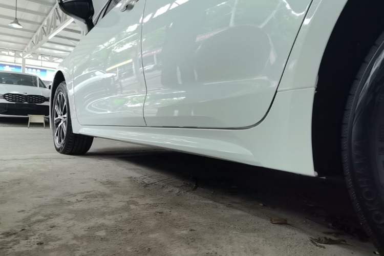 Used Toyota Levin 2024 185T CVT Luxury Edition Left Side Sill