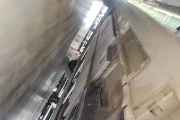 Used Toyota Levin 2024 Smart Electric Hybrid Dual-Engine 1.8L Luxury Edition Left Side Sill