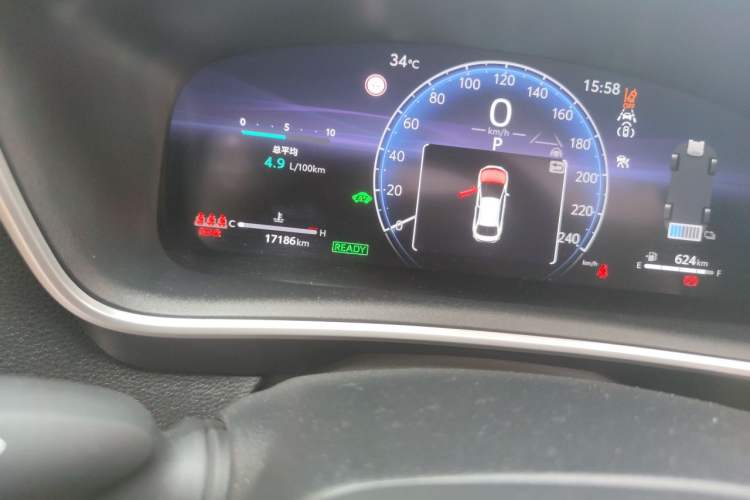 Used Toyota Levin 2024 Smart Electric Hybrid Dual-Motor 1.8L Sport Edition Odometer Close Up