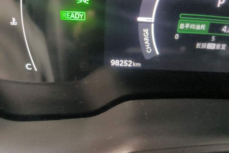 Used Toyota Levin 2024 Smart Electric Hybrid Dual-Engine 1.8L Leading Edition Odometer Close Up
