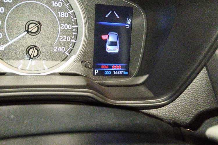 Used Toyota Levin 2024 185T CVT Luxury Edition Odometer Close Up