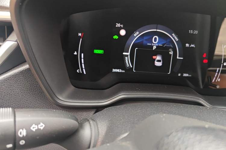 Used Toyota Levin 2024 Smart Electric Hybrid Dual-Engine 1.8L Leading Edition Odometer Close Up