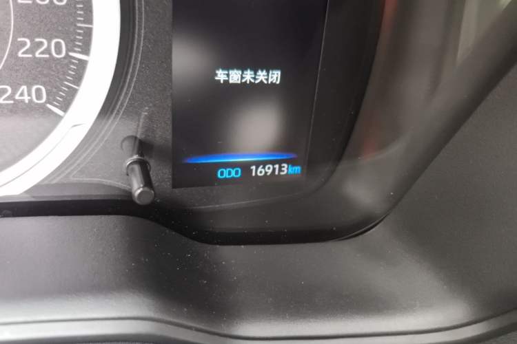 Used Toyota Levin 2024 185T CVT Luxury Edition Odometer Close Up
