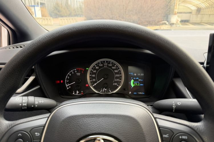Used Toyota Levin 2024 185T CVT Luxury Edition Odometer Close Up