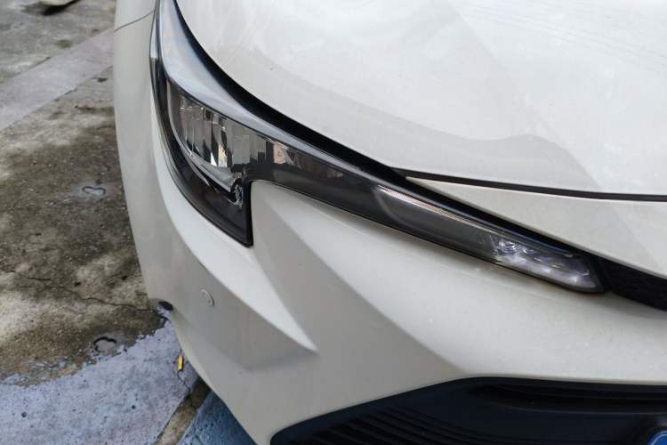 Used Toyota Levin 2024 Smart Electric Hybrid Dual-Engine 1.8L Leading Edition Right Front Headlight