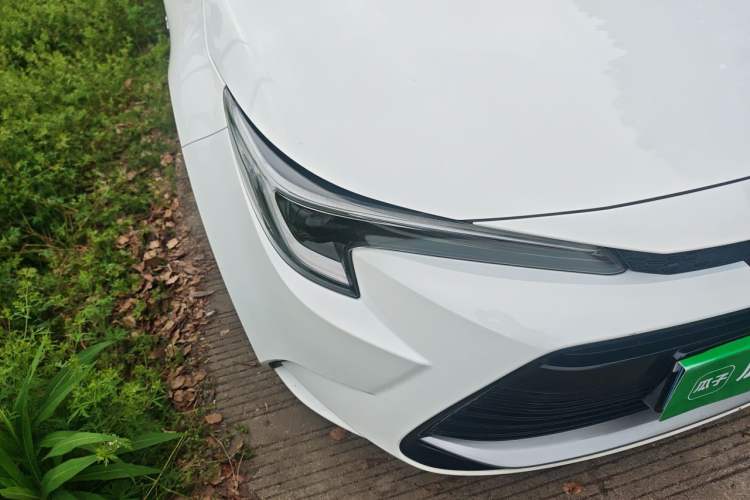 Used Toyota Levin 2024 Smart Electric Hybrid Dual-Engine 1.8L Luxury Edition Right Front Headlight