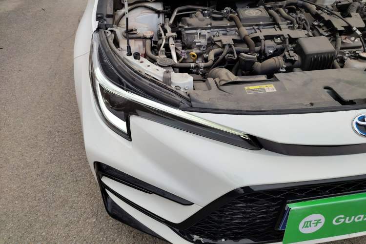Used Toyota Levin 2024 Smart Electric Hybrid Dual-Engine 1.8L Luxury Edition Right Front Headlight