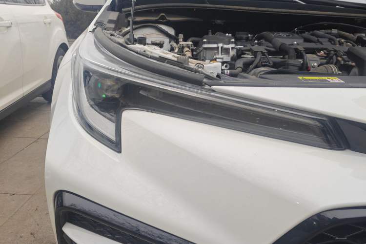 Used Toyota Levin 2024 Smart Electric Hybrid Dual-Motor 1.8L Sport Edition Right Front Headlight