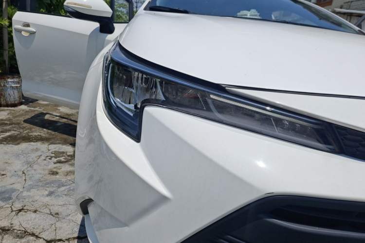 Used Toyota Levin 2024 Smart Electric Hybrid Dual-Engine 1.8L Leading Edition Right Front Headlight
