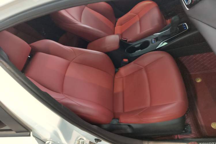 Used Toyota Levin 2024 185T CVT Luxury Edition Right Front Seat