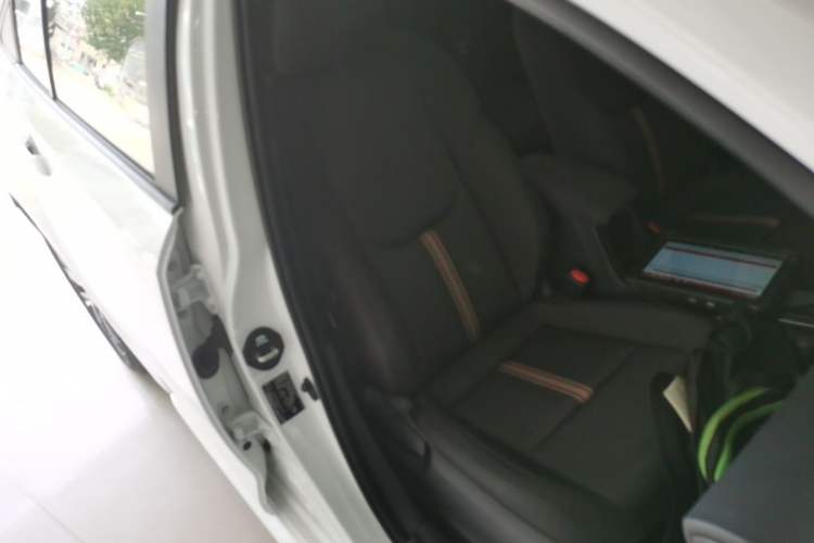 Used Toyota Levin 2024 Smart Electric Hybrid Dual-Engine 1.8L Luxury Edition Right Front Seat