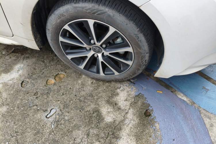 Used Toyota Levin 2024 Smart Electric Hybrid Dual-Engine 1.8L Leading Edition Right Front Wheel Hub