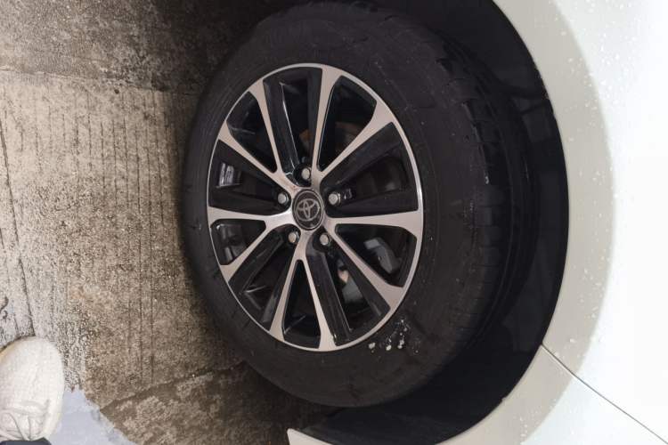 Used Toyota Levin 2024 185T CVT Luxury Edition Right Front Wheel Hub