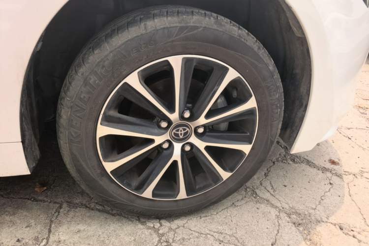 Used Toyota Levin 2024 185T CVT Luxury Edition Right Front Wheel Hub