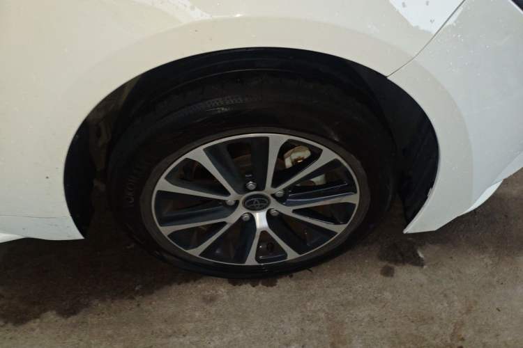 Used Toyota Levin 2024 185T CVT Luxury Edition Right Front Wheel Hub