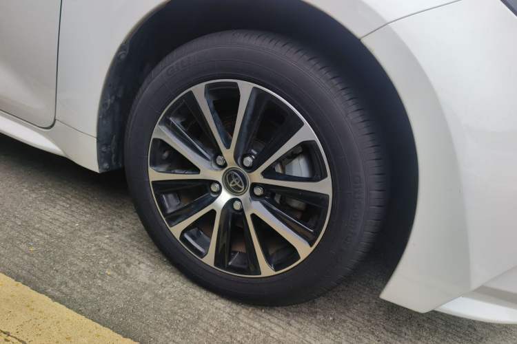 Used Toyota Levin 2024 Smart Electric Hybrid Dual-Engine 1.8L Leading Edition Right Front Wheel Hub