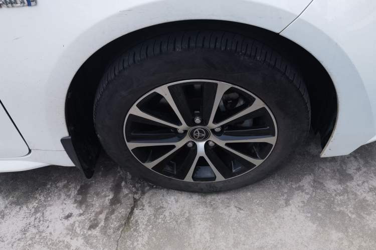 Used Toyota Levin 2024 Smart Electric Hybrid Dual-Engine 1.8L Leading Edition Right Front Wheel Hub