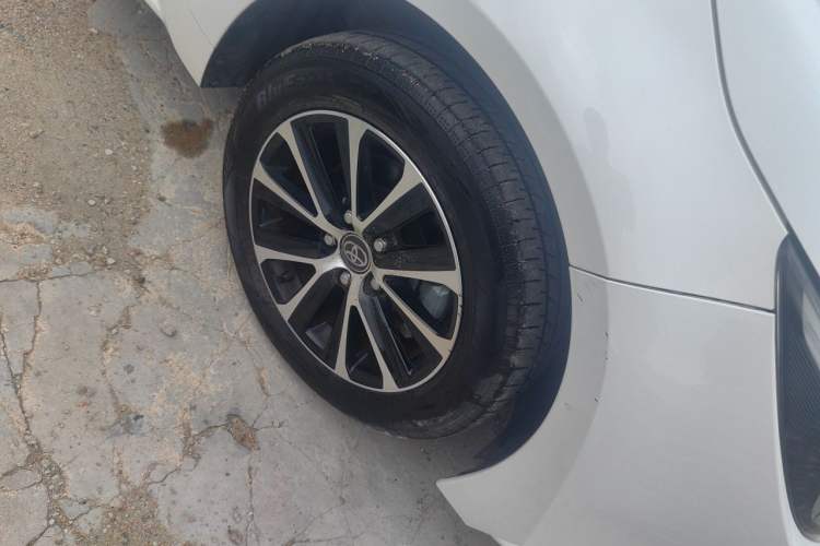 Used Toyota Levin 2024 185T CVT Luxury Edition Right Front Wheel Hub