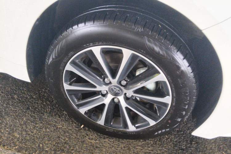 Used Toyota Levin 2024 185T CVT Luxury Edition Right Front Wheel Hub