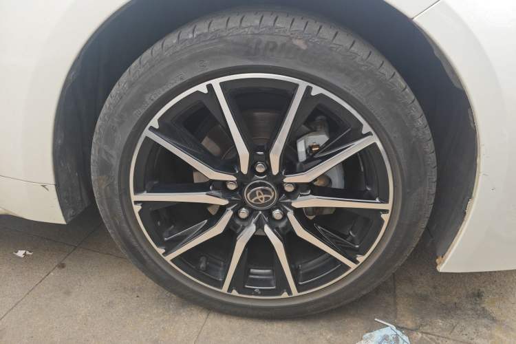 Used Toyota Levin 2024 Smart Electric Hybrid Dual-Motor 1.8L Sport Edition Right Front Wheel Hub