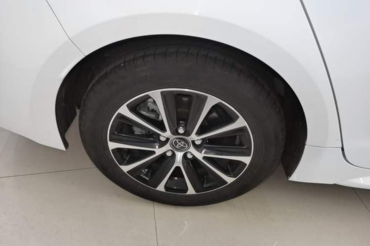 Used Toyota Levin 2024 Smart Electric Hybrid Dual-Engine 1.8L Leading Edition Right Rear Wheel Hub