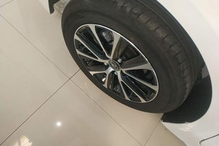 Used Toyota Levin 2024 185T CVT Luxury Edition Right Rear Wheel Hub