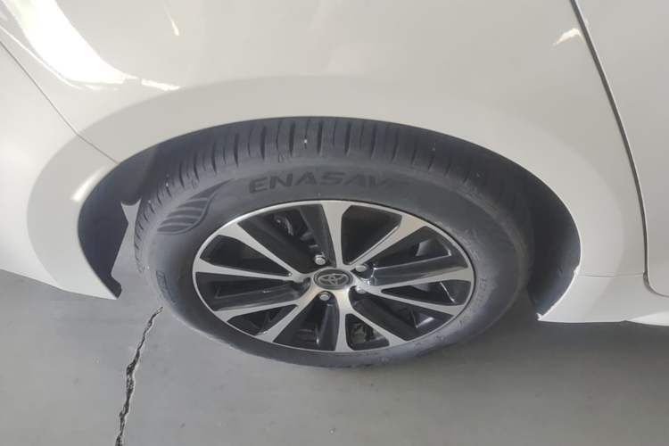 Used Toyota Levin 2024 Smart Electric Hybrid Dual-Engine 1.8L Luxury Edition Right Rear Wheel Hub