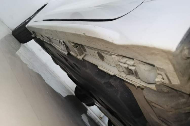 Used Toyota Levin 2024 Smart Electric Hybrid Dual-Engine 1.8L Leading Edition Right Side Sill