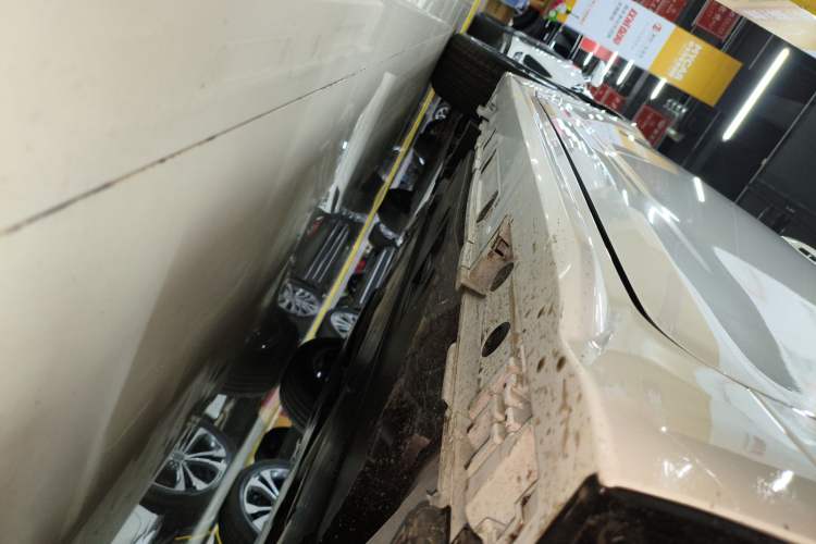 Used Toyota Levin 2024 185T CVT Luxury Edition Right Side Sill
