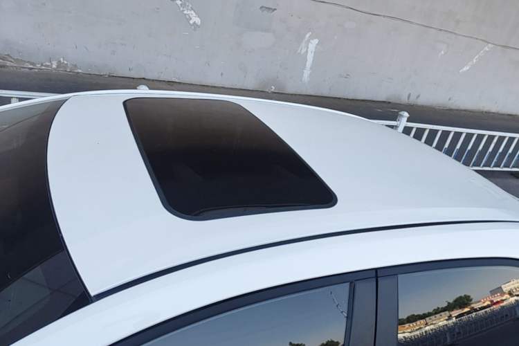 Used Toyota Levin 2024 185T CVT Luxury Edition Roof