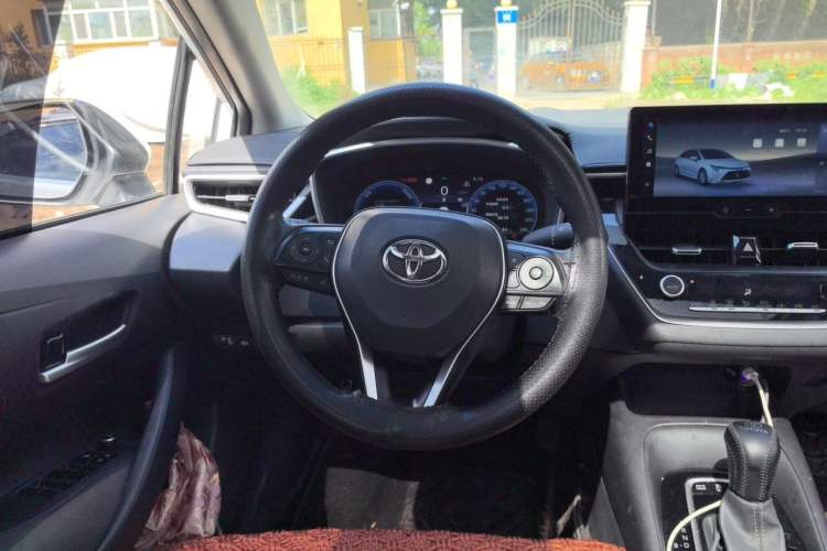 Used Toyota Levin 2024 Smart Electric Hybrid Dual-Engine 1.8L Luxury Edition Steering Wheel