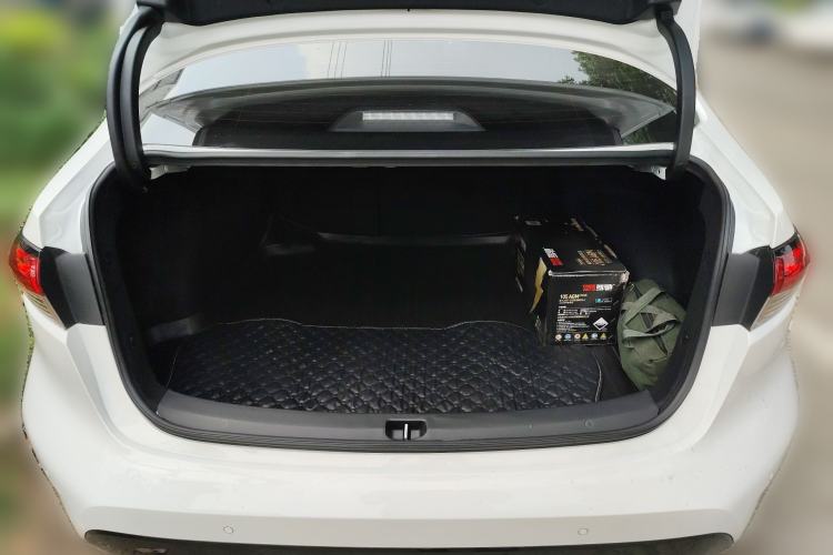 Used Toyota Levin 2024 Smart Electric Hybrid Dual-Engine 1.8L Luxury Edition Trunk
