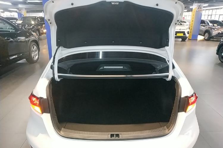 Used Toyota Levin 2024 Smart Electric Hybrid Dual-Engine 1.8L Luxury Edition Trunk